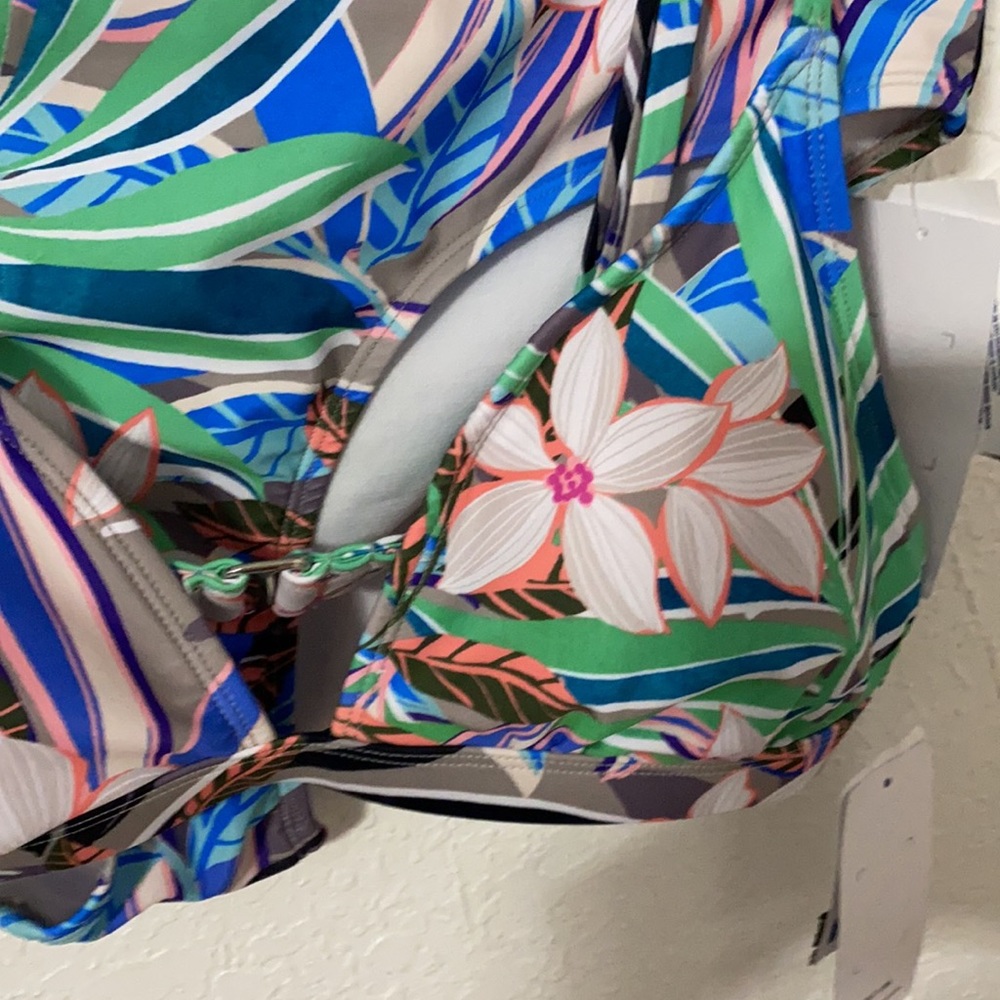 Hurley floral bikini - Picture 3 of 7